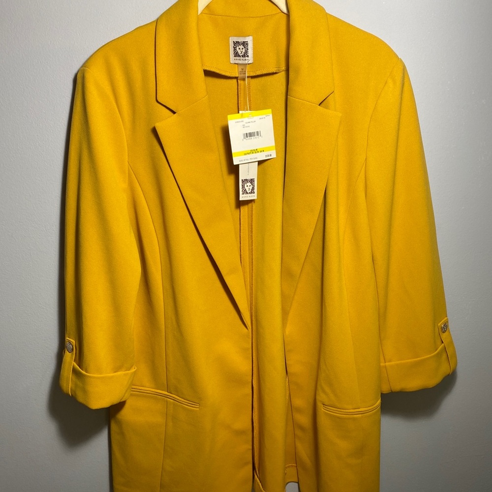 NWT Anne Klein Yellow Blazer Size M.